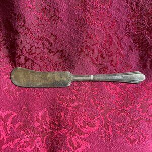 WILSHIRE SILVERPLATE BUTTER KNIFE